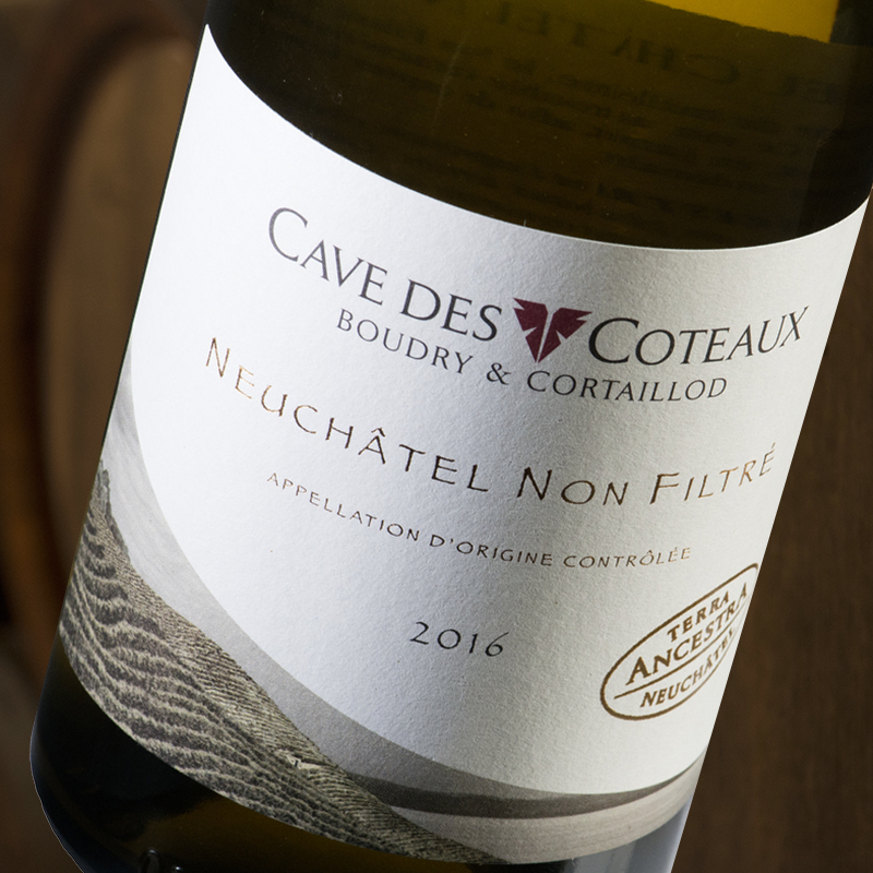 vin blanc non filtre terra ancestra cave des coteaux neuchatel